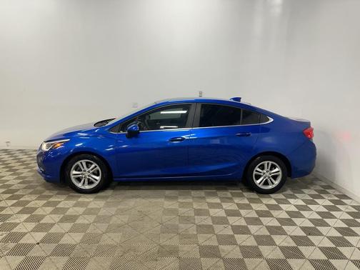 2016 Chevrolet Cruze LT Auto