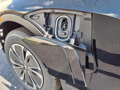 2025 Chevrolet Blazer EV AWD LT