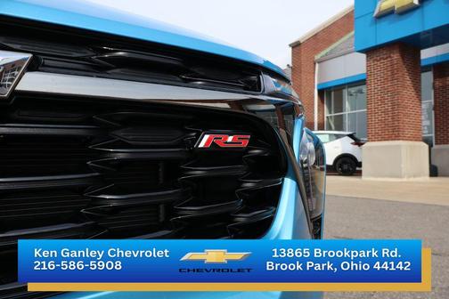 Marina Blue Metallic 2026 Chevrolet Trax FWD 2RS