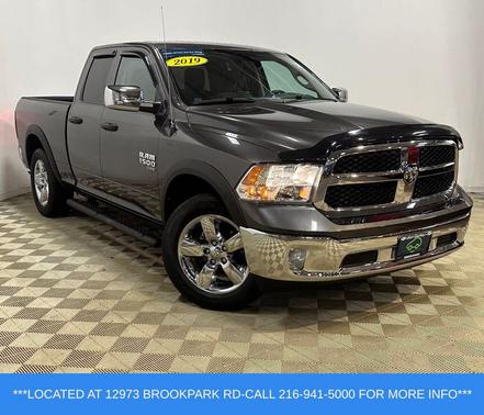 Granite Crystal Metallic Clearcoat 2019 RAM 1500 Tradesman