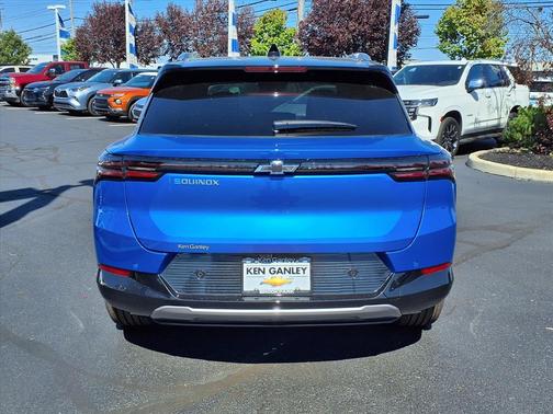 2025 Chevrolet Equinox EV LT