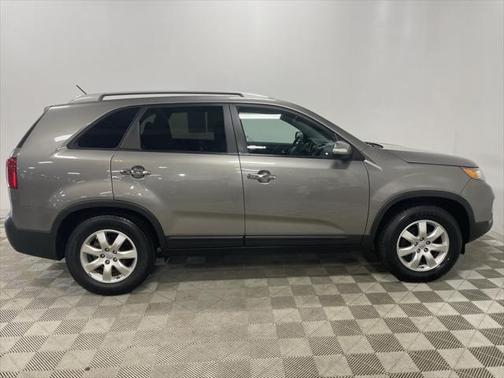 2012 Kia Sorento LX