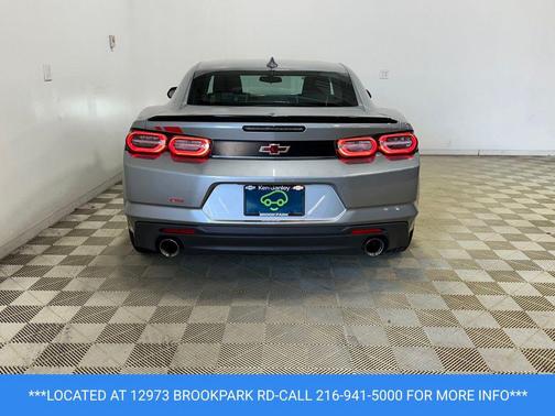 Sharkskin Metallic 2023 Chevrolet Camaro 1LT