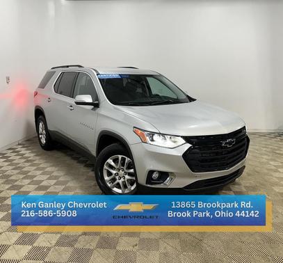 2021 Chevrolet Traverse LT Cloth