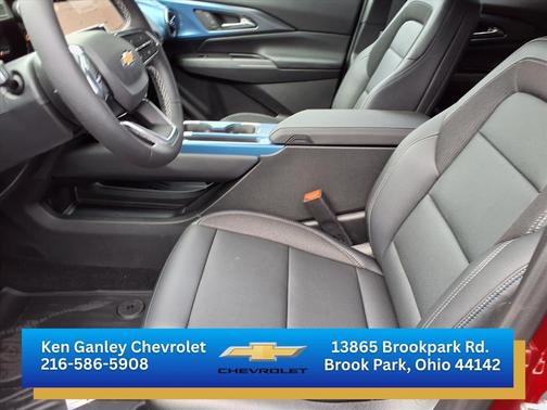 Radiant Red Tintcoat 2026 Chevrolet Equinox EV LT