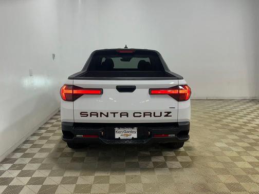 2024 Hyundai SANTA CRUZ SE