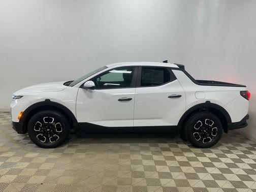 2024 Hyundai SANTA CRUZ SE