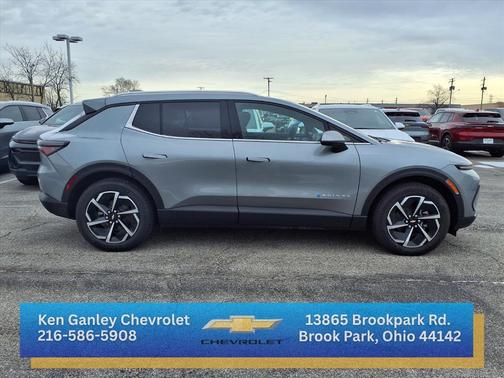 Sterling Gray Metallic 2026 Chevrolet Equinox EV LT