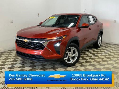 Cayenne Orange Metallic 2024 Chevrolet Trax LS