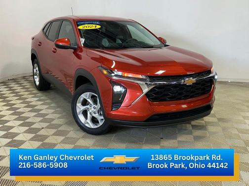 Cayenne Orange Metallic 2024 Chevrolet Trax LS