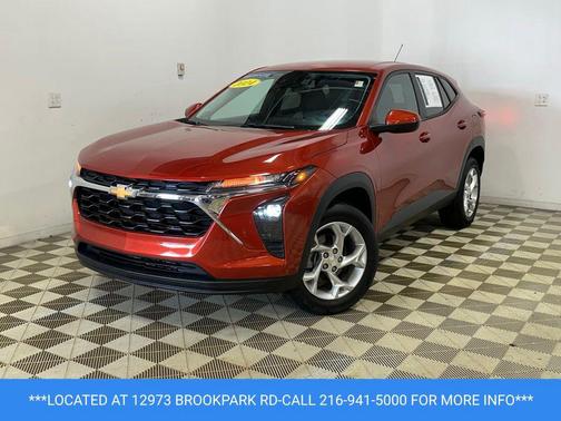 Cayenne Orange Metallic 2024 Chevrolet Trax LS