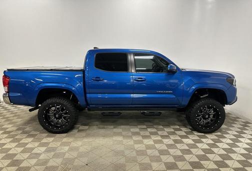 2016 Toyota Tacoma SR5