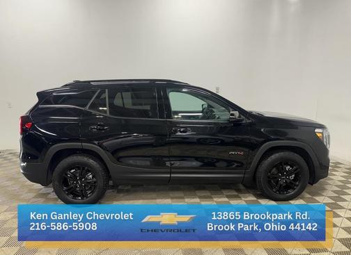 2023 GMC Terrain AWD AT4