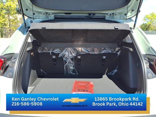 Cacti Green 2026 Chevrolet Trax FWD ACTIV