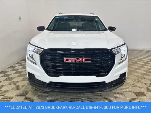 Summit White 2023 GMC Terrain SLE