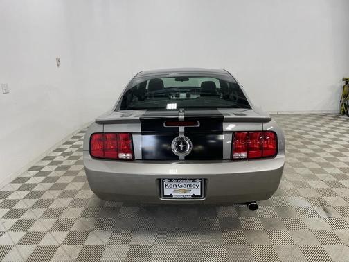 2009 Ford Mustang Premium