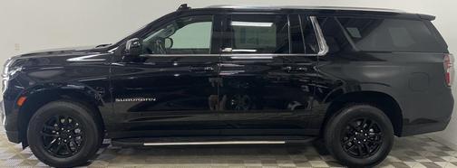 2022 Chevrolet Suburban LT