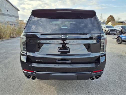 2026 Chevrolet Suburban Z71, 4WD