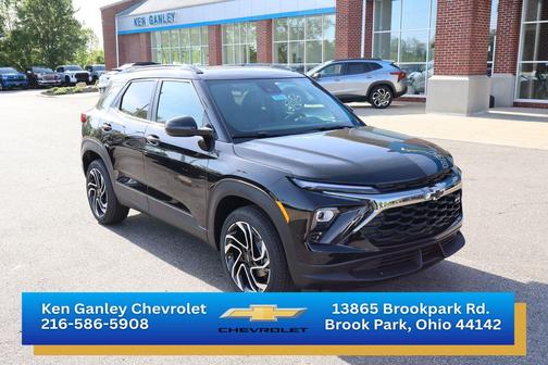 Mosaic Black Metallic 2026 Chevrolet Trailblazer RS