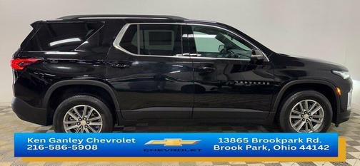 Mosaic Black Metallic 2023 Chevrolet Traverse LT Cloth