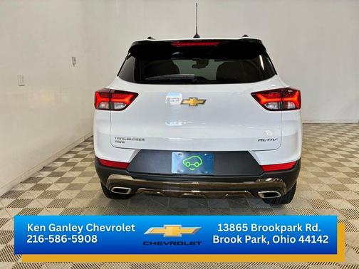 Summit White 2023 Chevrolet Trailblazer ACTIV