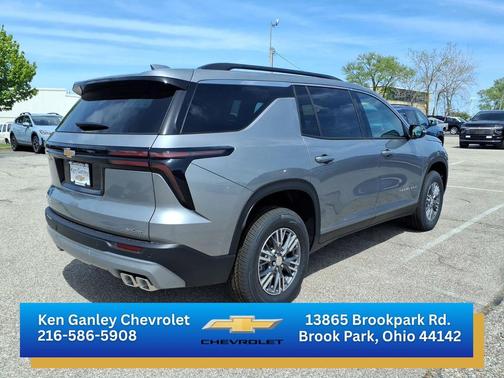 Sterling Gray Metallic 2026 Chevrolet Traverse LT