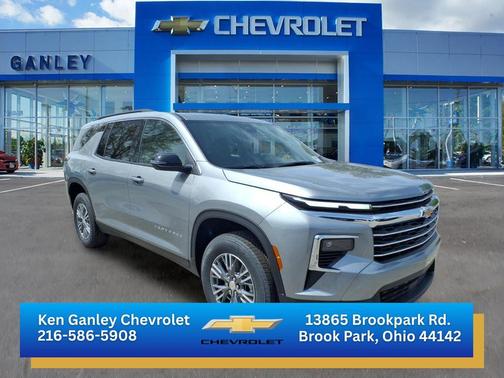 Sterling Gray Metallic 2026 Chevrolet Traverse LT