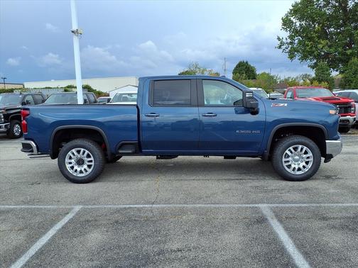 2025 Chevrolet Silverado 2500 LT