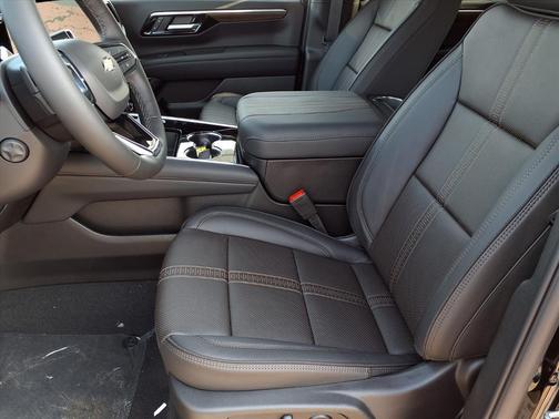 2025 Chevrolet Tahoe 4WD High Country