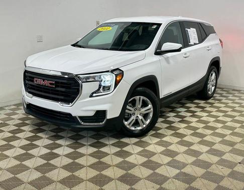 Summit White 2022 GMC Terrain SLE