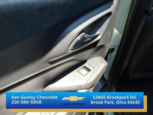 Cacti Green 2026 Chevrolet Trax FWD ACTIV