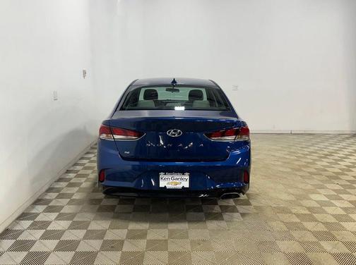 Lakeside Blue 2018 Hyundai SONATA SE