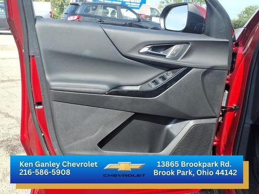 Radiant Red Tintcoat 2027 Chevrolet Equinox 1LT
