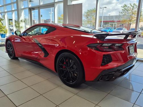 2026 Chevrolet Corvette Stingray w/2LT