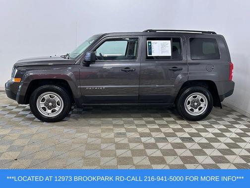 Granite Crystal Metallic Clearcoat 2015 Jeep Patriot Sport
