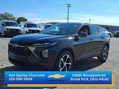Mosaic Black Metallic 2026 Chevrolet Trax FWD 1RS