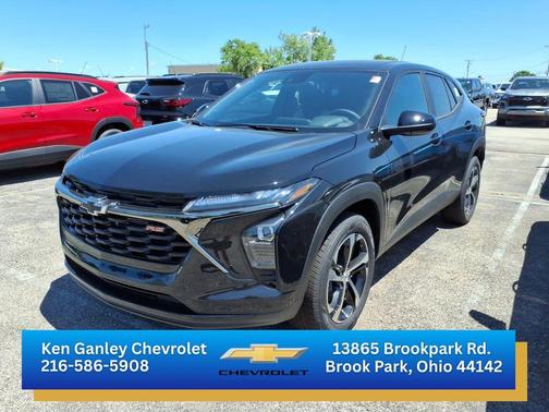 Mosaic Black Metallic 2026 Chevrolet Trax FWD 1RS