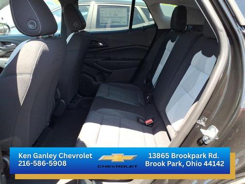 Mosaic Black Metallic 2026 Chevrolet Trax LS