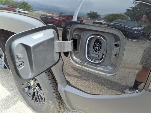2026 Chevrolet Silverado EV LT