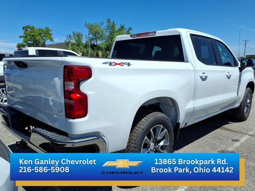 Summit White 2026 Chevrolet Silverado 1500 LT