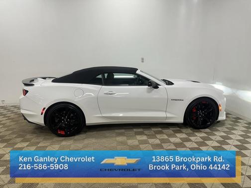 2023 Chevrolet Camaro RWD Convertible LT1