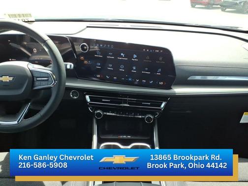 Lakeshore Blue Metallic 2026 Chevrolet Traverse LT