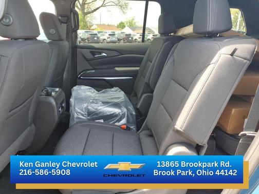 Lakeshore Blue Metallic 2026 Chevrolet Traverse LT