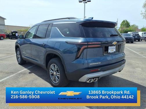 Lakeshore Blue Metallic 2026 Chevrolet Traverse LT