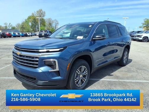 Lakeshore Blue Metallic 2026 Chevrolet Traverse LT