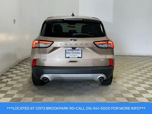 Desert Gold Metallic 2020 Ford Escape SE