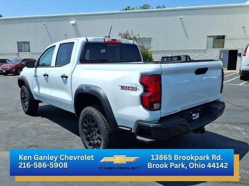Summit White 2026 Chevrolet Colorado Trail Boss