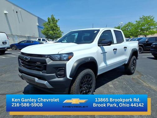 Summit White 2026 Chevrolet Colorado Trail Boss