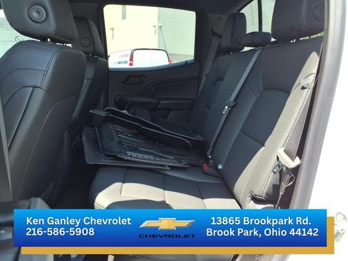 Summit White 2026 Chevrolet Colorado Trail Boss