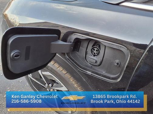Black 2026 Chevrolet Equinox EV LT